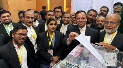 সকাল থেকে শুরু হয়েছে সুপ্রিম কোর্ট বারের ভোটগ্রহণ