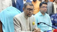 ‘সেবা নিশ্চিত করাসহ দালালের দৌরাত্ম্য ঠেকাতে নিয়মিত তদারকি করছি’  
