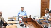বিনিয়োগকারীদের আকৃষ্ট করতে প্রকল্প অনুমোদন সহজের নির্দেশ প্রধানমন্ত্রীর