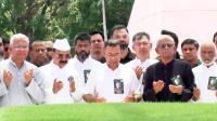 শহীদ রাষ্ট্রপতি জিয়াউর রহমানের সমাধিতে প্রধানমন্ত্রীর শ্রদ্ধা