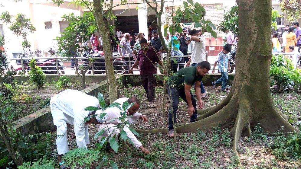 ডেঙ্গু প্রতিরোধে র‍্যালি ও পরিচ্ছন্নতা অভিযান