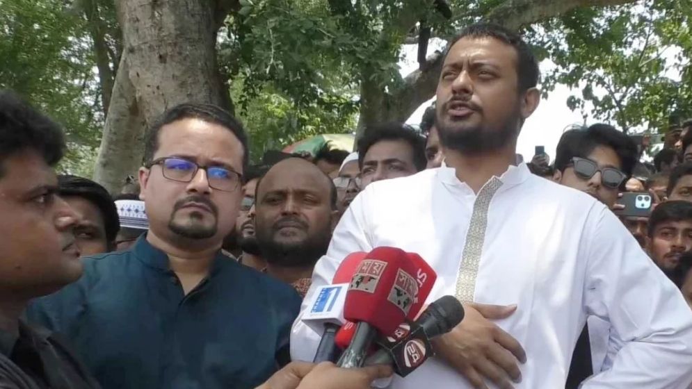ভারত ‘খুনি রাষ্ট্র’ ও বিএসএফ ‘খুনি বাহিনী’: নাসীরুদ্দীন পাটওয়ারী