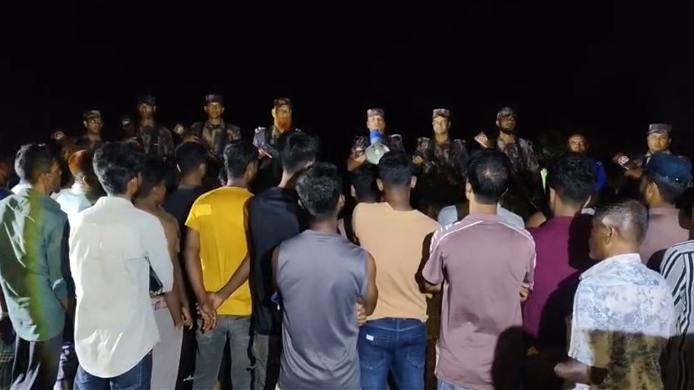পুশ-ইন ও অনুপ্রবেশ ঠেকাতে বিজিবির সতর্ক অবস্থান